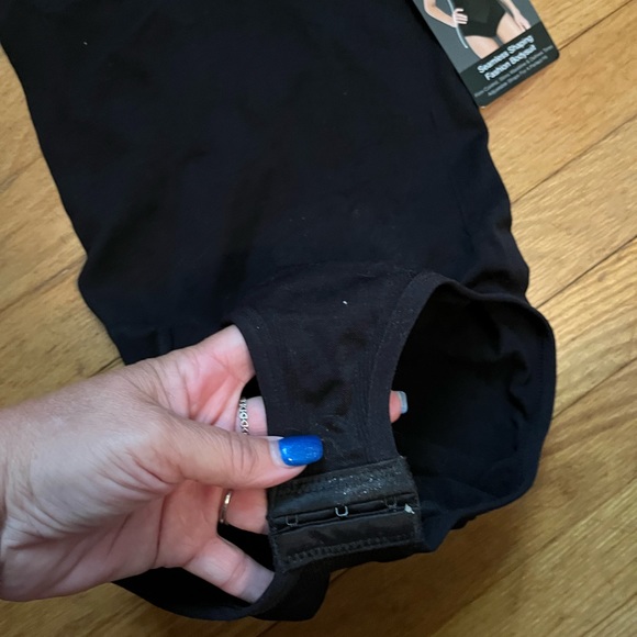 NEW BEBE BODYSUIT SEAMLESS SHAPING FASHION BODY SUIT SPANX SLIMMING MEDIUM - Picture 7 of 8